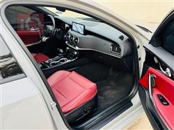 کیا ستینگەر